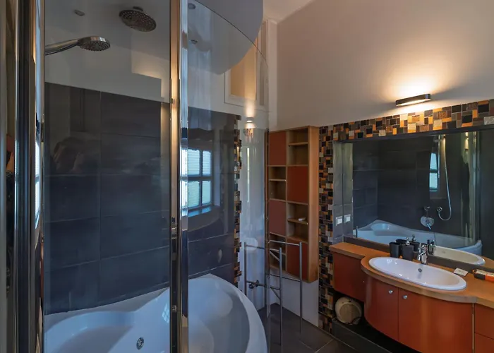 Ada - Parioli Apartment *