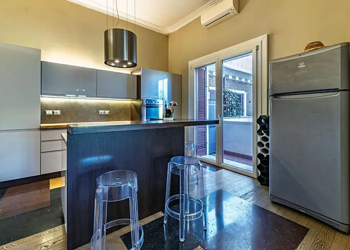 Ada - Parioli Apartment *