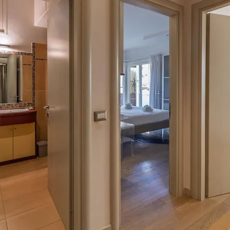 Ada - Parioli Apartmán
